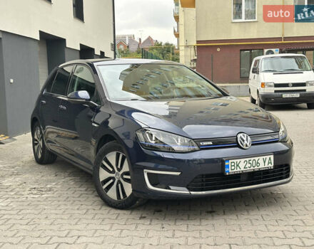 Синий Фольксваген e-Golf, объемом двигателя 0 л и пробегом 70 тыс. км за 12700 $, фото 12 на Automoto.ua