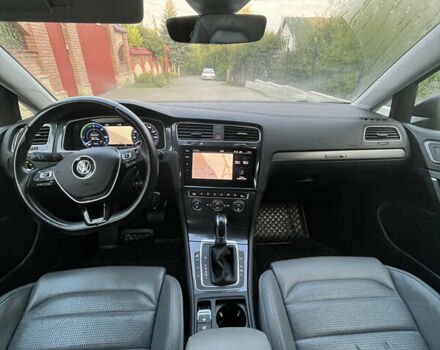 Синій Фольксваген e-Golf, об'ємом двигуна 0 л та пробігом 135 тис. км за 12400 $, фото 21 на Automoto.ua