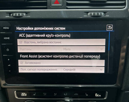 Синий Фольксваген e-Golf, объемом двигателя 0 л и пробегом 91 тыс. км за 15450 $, фото 8 на Automoto.ua