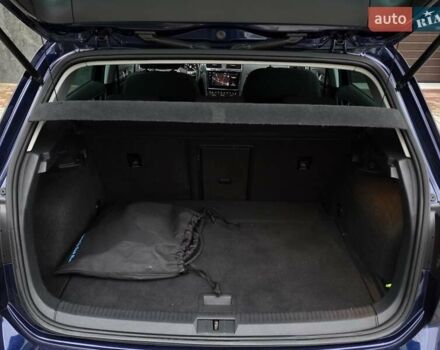 Синий Фольксваген e-Golf, объемом двигателя 0 л и пробегом 140 тыс. км за 11750 $, фото 30 на Automoto.ua