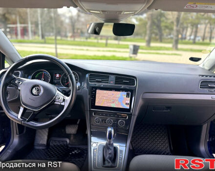 Синій Фольксваген e-Golf, об'ємом двигуна 85 л та пробігом 125 тис. км за 12200 $, фото 5 на Automoto.ua