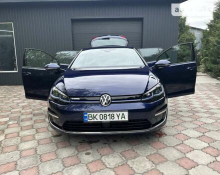 Синий Фольксваген e-Golf, объемом двигателя 0 л и пробегом 58 тыс. км за 22500 $, фото 142 на Automoto.ua