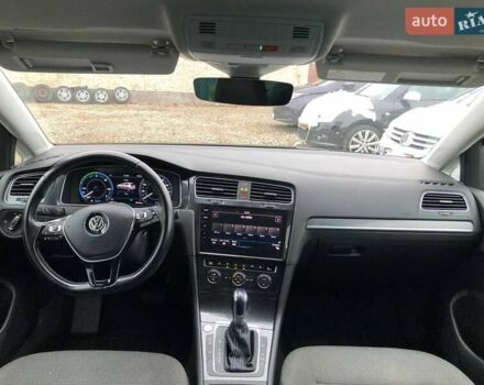 Синий Фольксваген e-Golf, объемом двигателя 0 л и пробегом 89 тыс. км за 12999 $, фото 23 на Automoto.ua