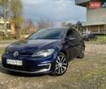 Синий Фольксваген e-Golf, объемом двигателя 0 л и пробегом 95 тыс. км за 17350 $, фото 1 на Automoto.ua