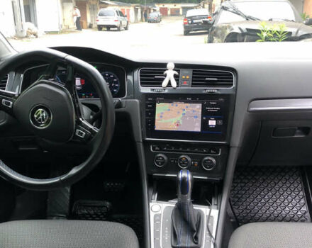 Синий Фольксваген e-Golf, объемом двигателя 0 л и пробегом 110 тыс. км за 13500 $, фото 35 на Automoto.ua