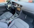 Синий Фольксваген e-Golf, объемом двигателя 0 л и пробегом 96 тыс. км за 13400 $, фото 53 на Automoto.ua