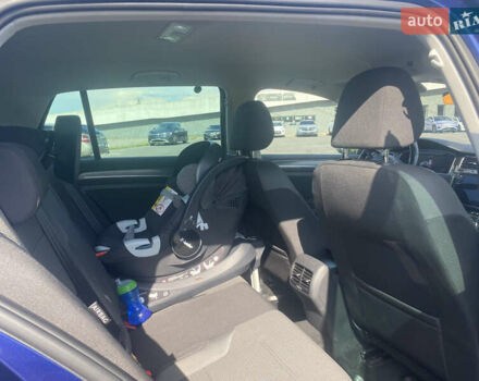 Синий Фольксваген e-Golf, объемом двигателя 0 л и пробегом 119 тыс. км за 15480 $, фото 11 на Automoto.ua
