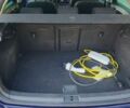 Синий Фольксваген e-Golf, объемом двигателя 0 л и пробегом 151 тыс. км за 12800 $, фото 31 на Automoto.ua