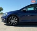 Синий Фольксваген e-Golf, объемом двигателя 0 л и пробегом 165 тыс. км за 13999 $, фото 6 на Automoto.ua