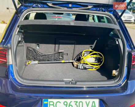 Синий Фольксваген e-Golf, объемом двигателя 0 л и пробегом 119 тыс. км за 15480 $, фото 14 на Automoto.ua
