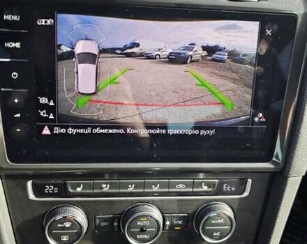 Синий Фольксваген e-Golf, объемом двигателя 0 л и пробегом 84 тыс. км за 13900 $, фото 18 на Automoto.ua