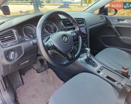 Синій Фольксваген e-Golf, об'ємом двигуна 0 л та пробігом 135 тис. км за 12300 $, фото 13 на Automoto.ua