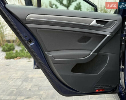 Синій Фольксваген e-Golf, об'ємом двигуна 0 л та пробігом 127 тис. км за 12950 $, фото 54 на Automoto.ua