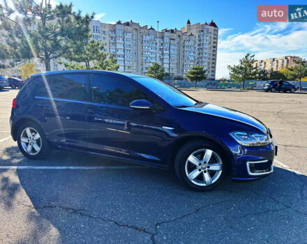 Синій Фольксваген e-Golf, об'ємом двигуна 0 л та пробігом 128 тис. км за 13999 $, фото 4 на Automoto.ua