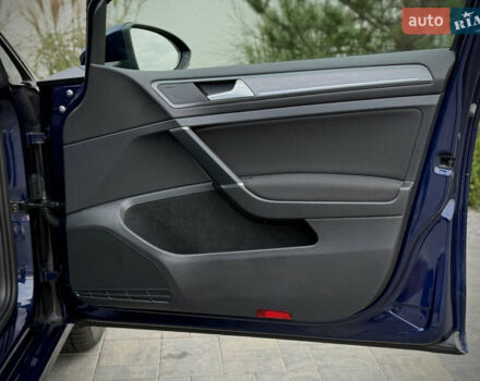 Синій Фольксваген e-Golf, об'ємом двигуна 0 л та пробігом 127 тис. км за 12950 $, фото 55 на Automoto.ua