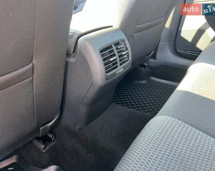 Синий Фольксваген e-Golf, объемом двигателя 0 л и пробегом 137 тыс. км за 14200 $, фото 26 на Automoto.ua