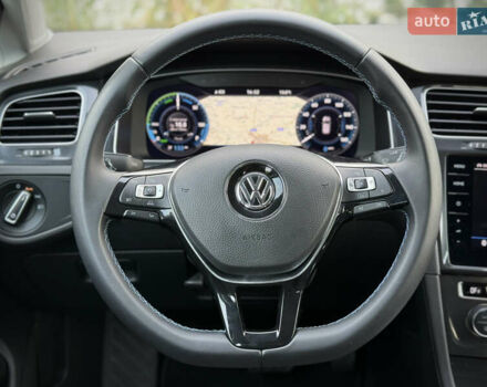 Синій Фольксваген e-Golf, об'ємом двигуна 0 л та пробігом 127 тис. км за 12950 $, фото 57 на Automoto.ua