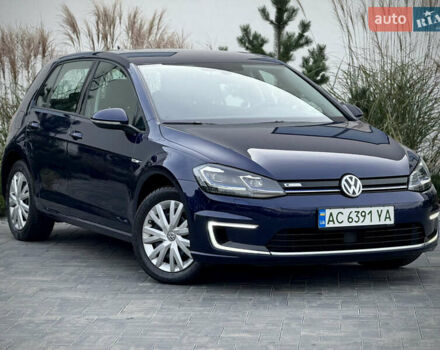 Синій Фольксваген e-Golf, об'ємом двигуна 0 л та пробігом 127 тис. км за 12950 $, фото 12 на Automoto.ua