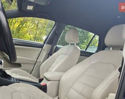 Синий Фольксваген e-Golf, объемом двигателя 0 л и пробегом 84 тыс. км за 13900 $, фото 11 на Automoto.ua