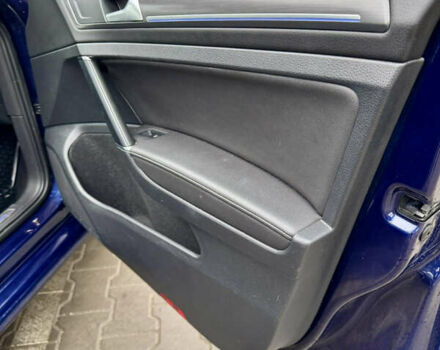 Синий Фольксваген e-Golf, объемом двигателя 0 л и пробегом 83 тыс. км за 13900 $, фото 27 на Automoto.ua