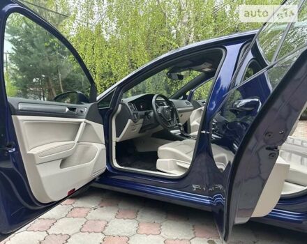 Синий Фольксваген e-Golf, объемом двигателя 0 л и пробегом 58 тыс. км за 22500 $, фото 134 на Automoto.ua