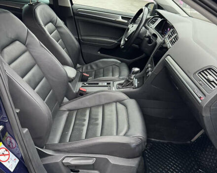 Синий Фольксваген e-Golf, объемом двигателя 0 л и пробегом 83 тыс. км за 13900 $, фото 25 на Automoto.ua