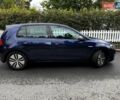 Синий Фольксваген e-Golf, объемом двигателя 0 л и пробегом 77 тыс. км за 16500 $, фото 1 на Automoto.ua
