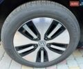 Синий Фольксваген e-Golf, объемом двигателя 0 л и пробегом 121 тыс. км за 12999 $, фото 61 на Automoto.ua