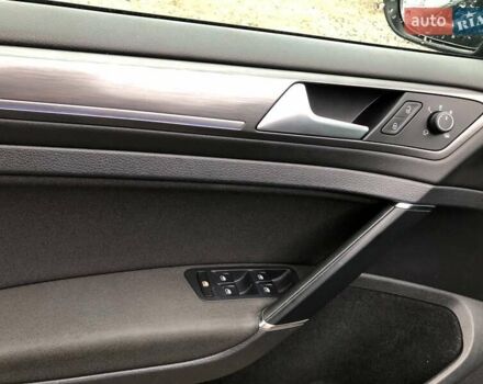 Синий Фольксваген e-Golf, объемом двигателя 0 л и пробегом 89 тыс. км за 12999 $, фото 8 на Automoto.ua