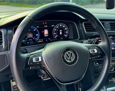 Синий Фольксваген e-Golf, объемом двигателя 0 л и пробегом 112 тыс. км за 16900 $, фото 9 на Automoto.ua