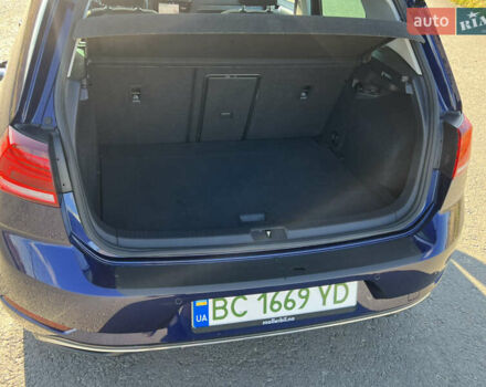 Синий Фольксваген e-Golf, объемом двигателя 0 л и пробегом 137 тыс. км за 14200 $, фото 29 на Automoto.ua