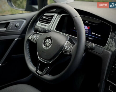 Синій Фольксваген e-Golf, об'ємом двигуна 0 л та пробігом 127 тис. км за 12950 $, фото 47 на Automoto.ua
