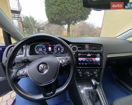 Синий Фольксваген e-Golf, объемом двигателя 0 л и пробегом 124 тыс. км за 15200 $, фото 4 на Automoto.ua