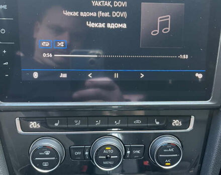 Синий Фольксваген e-Golf, объемом двигателя 0 л и пробегом 78 тыс. км за 13500 $, фото 10 на Automoto.ua