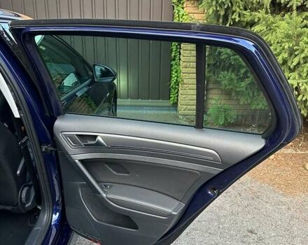 Синий Фольксваген e-Golf, объемом двигателя 0 л и пробегом 74 тыс. км за 14900 $, фото 12 на Automoto.ua