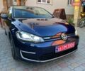 Синий Фольксваген e-Golf, объемом двигателя 0 л и пробегом 121 тыс. км за 12999 $, фото 85 на Automoto.ua