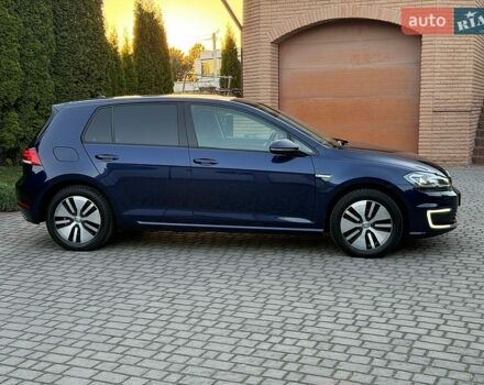 Синий Фольксваген e-Golf, объемом двигателя 0 л и пробегом 96 тыс. км за 13400 $, фото 13 на Automoto.ua