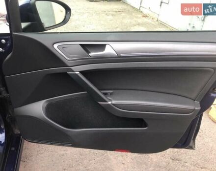 Синий Фольксваген e-Golf, объемом двигателя 0 л и пробегом 80 тыс. км за 16500 $, фото 17 на Automoto.ua