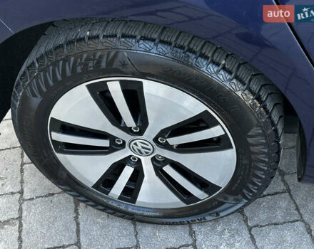 Синій Фольксваген e-Golf, об'ємом двигуна 0 л та пробігом 195 тис. км за 10700 $, фото 9 на Automoto.ua