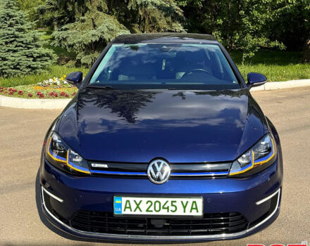 Синий Фольксваген e-Golf, объемом двигателя 0 л и пробегом 112 тыс. км за 16900 $, фото 3 на Automoto.ua