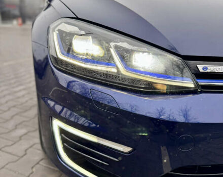Синий Фольксваген e-Golf, объемом двигателя 0 л и пробегом 83 тыс. км за 13900 $, фото 16 на Automoto.ua