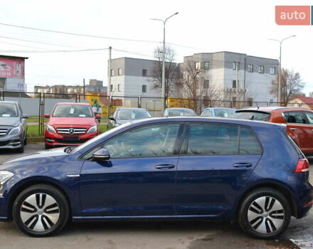 Синий Фольксваген e-Golf, объемом двигателя 0 л и пробегом 108 тыс. км за 12999 $, фото 11 на Automoto.ua
