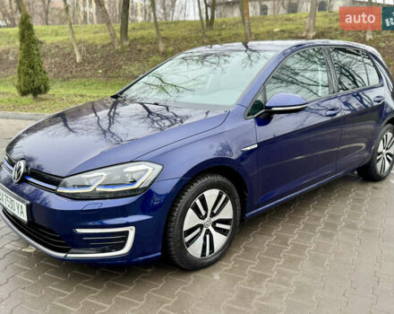 Синий Фольксваген e-Golf, объемом двигателя 0 л и пробегом 83 тыс. км за 13900 $, фото 1 на Automoto.ua