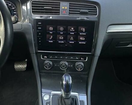 Синий Фольксваген e-Golf, объемом двигателя 0 л и пробегом 74 тыс. км за 14900 $, фото 13 на Automoto.ua