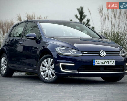 Синій Фольксваген e-Golf, об'ємом двигуна 0 л та пробігом 127 тис. км за 12950 $, фото 13 на Automoto.ua