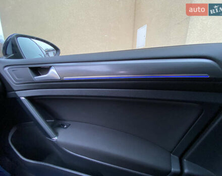 Синий Фольксваген e-Golf, объемом двигателя 0 л и пробегом 124 тыс. км за 15200 $, фото 6 на Automoto.ua