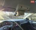 Синий Фольксваген e-Golf, объемом двигателя 0 л и пробегом 105 тыс. км за 13200 $, фото 58 на Automoto.ua