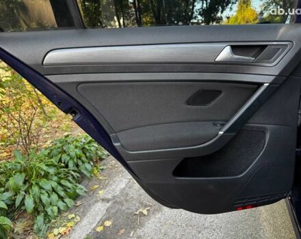 Синій Фольксваген e-Golf, об'ємом двигуна 0 л та пробігом 72 тис. км за 14590 $, фото 25 на Automoto.ua