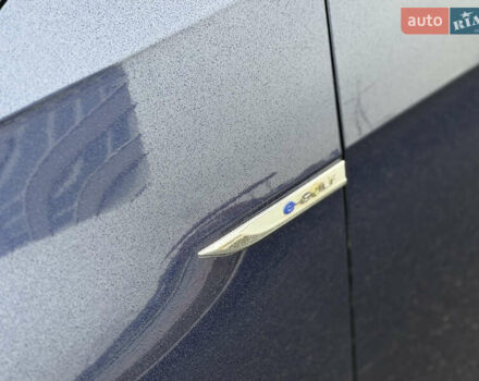 Синий Фольксваген e-Golf, объемом двигателя 0 л и пробегом 93 тыс. км за 14555 $, фото 6 на Automoto.ua