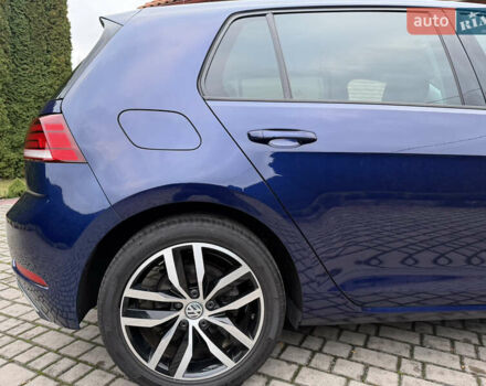 Синій Фольксваген e-Golf, об'ємом двигуна 0 л та пробігом 110 тис. км за 14350 $, фото 24 на Automoto.ua